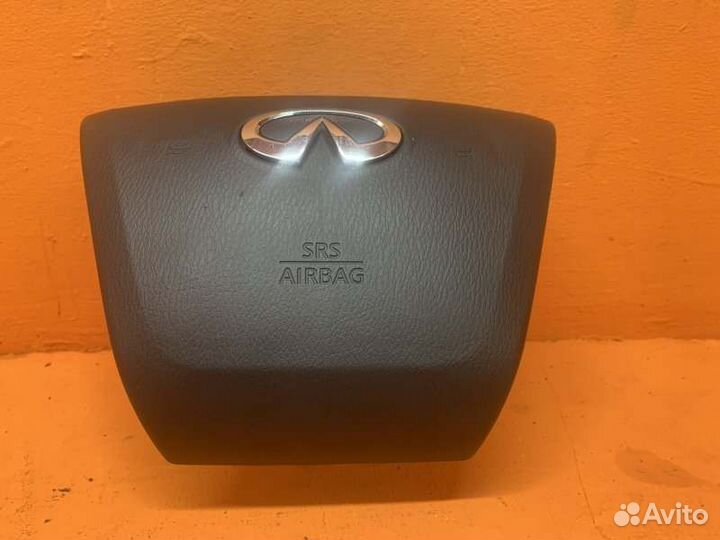Подушка безопасности в руль Infiniti Qx56 Z62 5.6