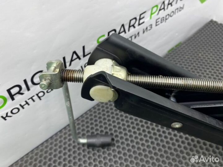 Домкрат Mercedes-Benz E-Class S211 OM647 DE 27