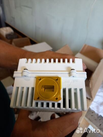 Понижающий преобразователь Comtech EF Data lpodr8W