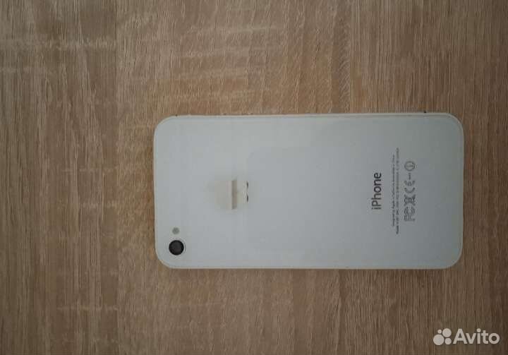 Телефон iPhone 4s