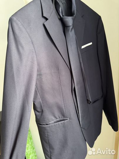 Мужской костюм zara с брюками