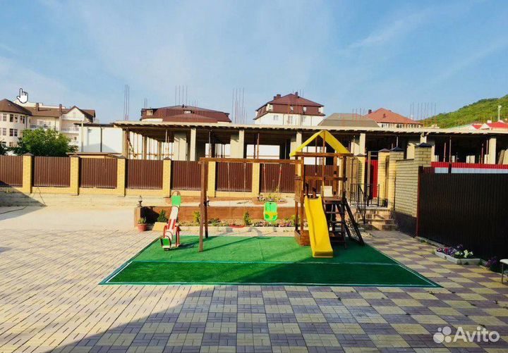 Гостевой дом с бассейном