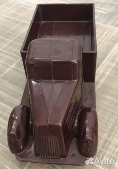 Машинка зис карболитовая СССР