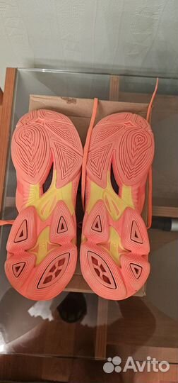 Волейбольные кроссовки mizuno Wave lightning NEO 2