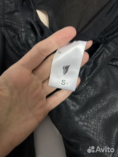 Спортивный костюм для фитнеса женский