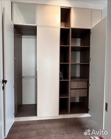 Шкаф с письменным столом