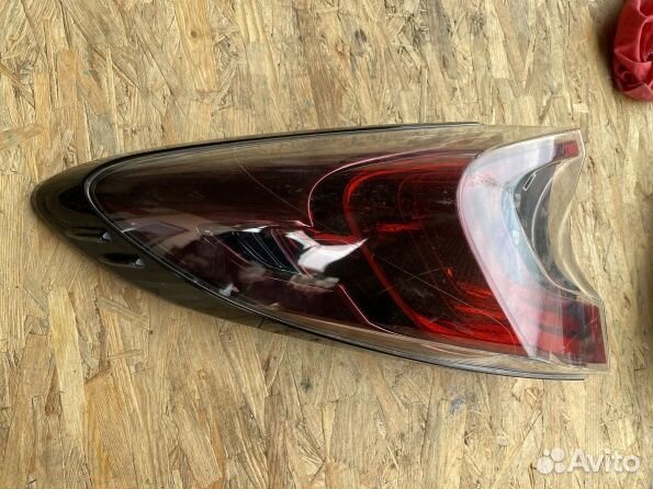 Фонарь внешний левый Toyota C-HR