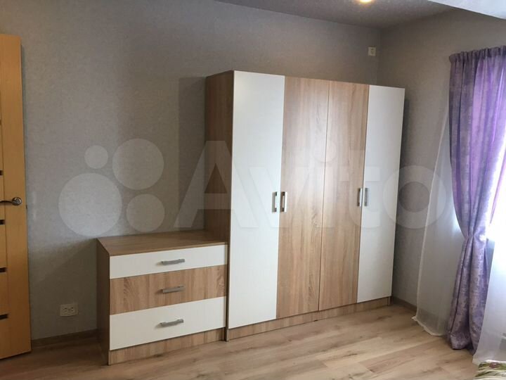 Квартира-студия, 60 м², 2/2 эт.