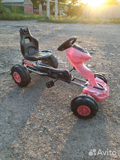 Картинг детский на педалях