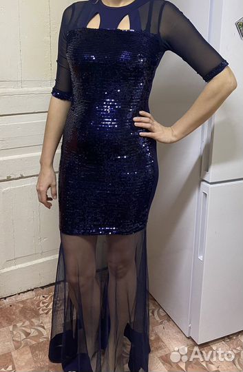 Вечернее платье