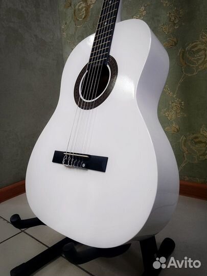 Гитара классическая 3/4 Foix белая нейлон
