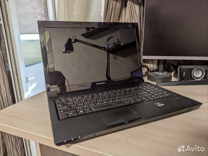 Ноутбук Lenovo i3/310M/320HDD/128SSD/4RAM