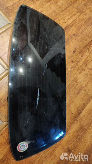 Стекло багажника toyota harrier