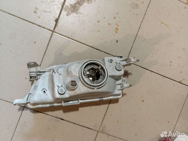 Фара toyota Corolla ae101 depo