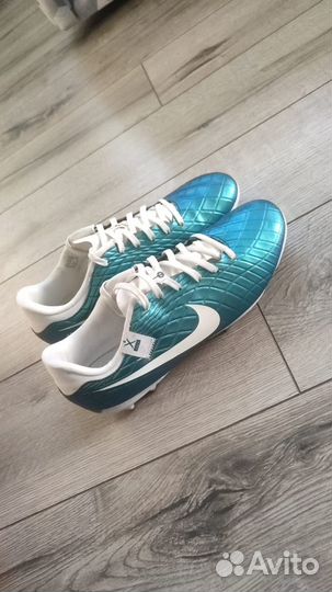 Бутсы Nike Tiempo Emerald Legend 10 Pro оригинал