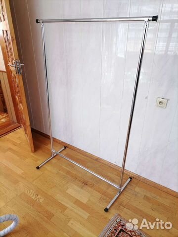 Вешалка для одежды напольная