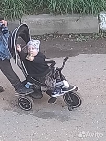 Детский трехколесный велосипед