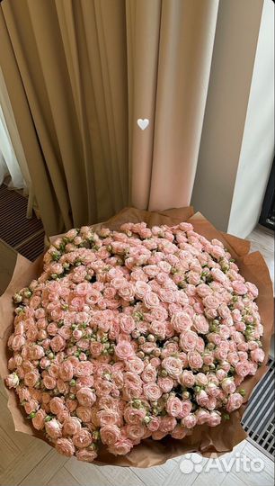 Букеты из кустовых роз