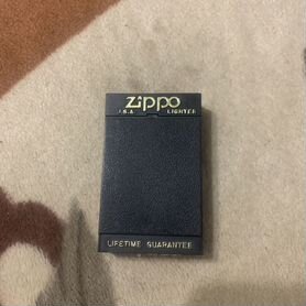 Зажигалка бензиновая zippo