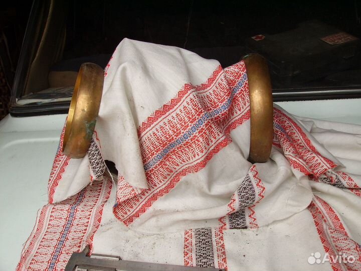 Свадебные кольца для укрошения автомобиля