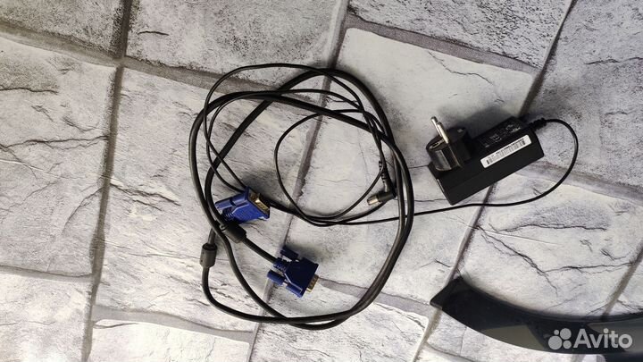 Монитор LG 22MP58A—P