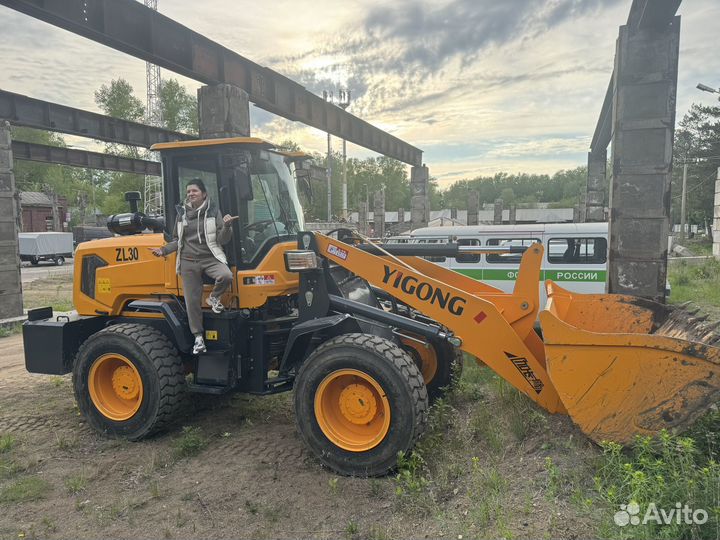 Услуги фронтального погрузчика, погрузка инертных