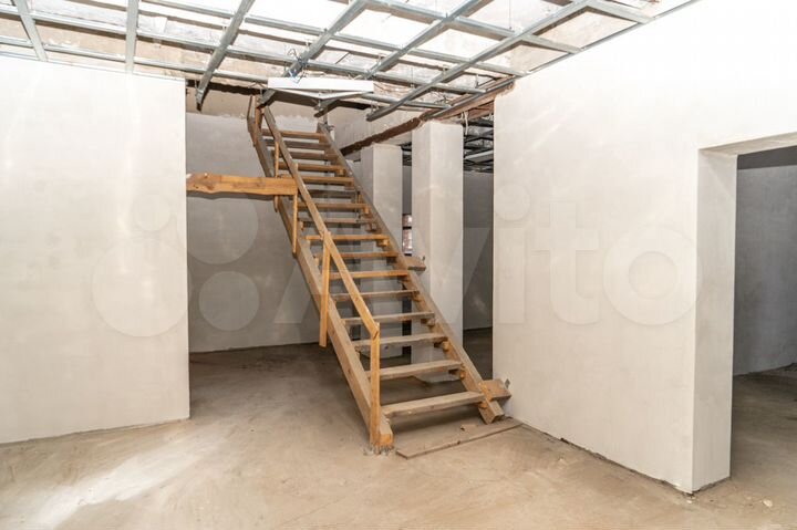 Дом 246 м² на участке 16,2 сот.