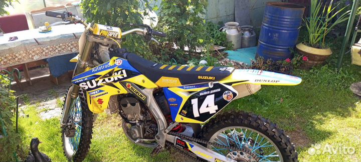 Suzuki rmz 250