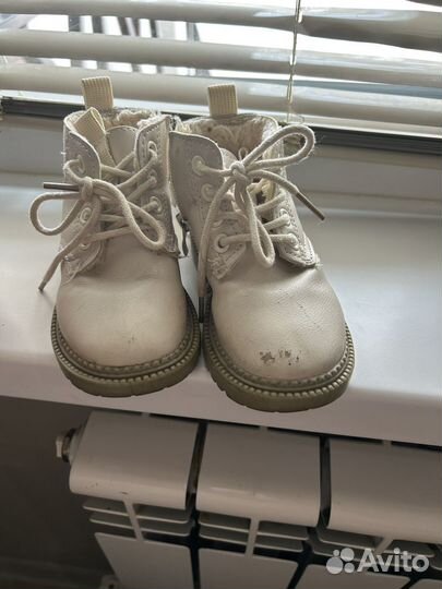 Ботинки для девочки 22-23р