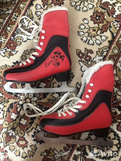 Коньки красные женские iceberger кожанные