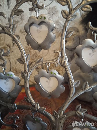 Рамка для фото в виде генеалогического древа