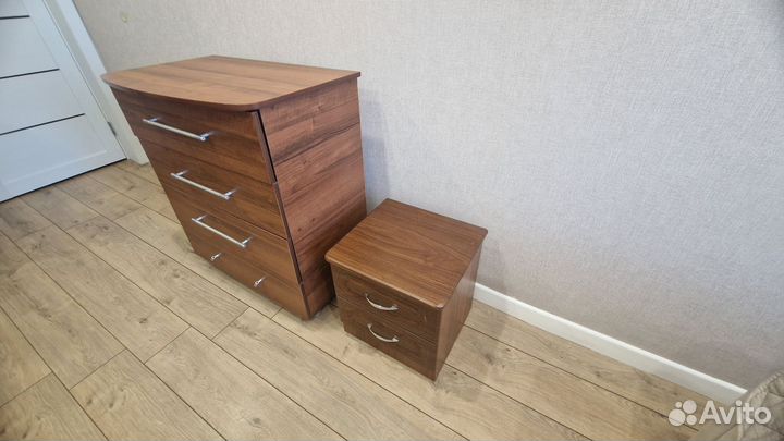 Комод + тумбочка