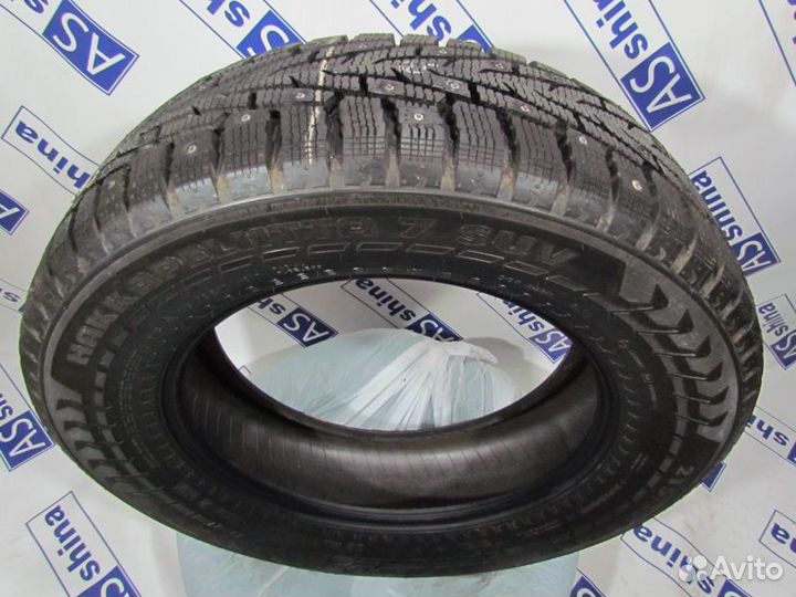 Nokian Tyres Hakkapeliitta 7 SUV 215/70 R17 99G