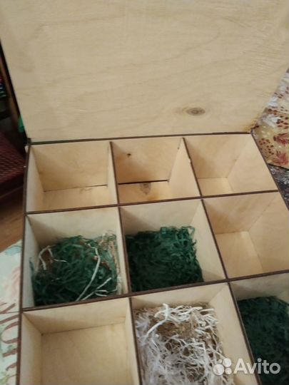 Ящик для елочных шаров