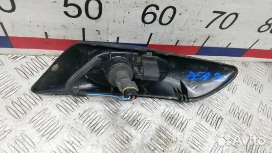 Повторитель поворота крыла передний левый iveco da