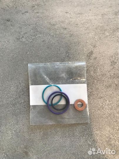 Комплект прокладок форсунки Elring 136.880