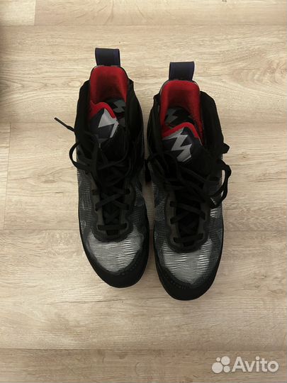 Кроссовки Jordan 37