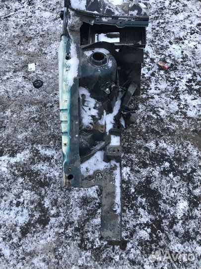 Лонжерон передний правый