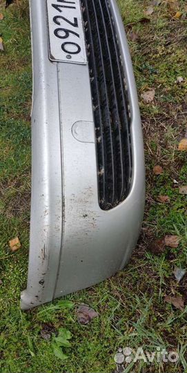 Передний бампер Opel Zafira A