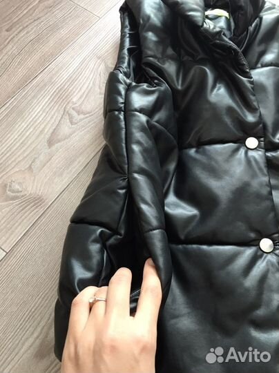 Жилетка безрукавка