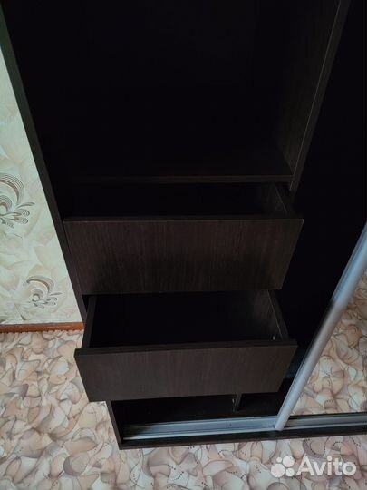 Шкаф купе с зеркалом