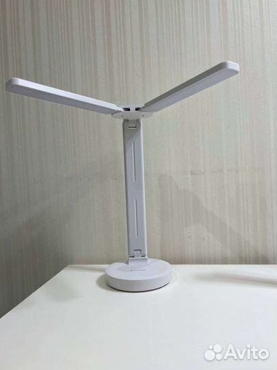 Настольная лампа светодиодная аккумуляторная