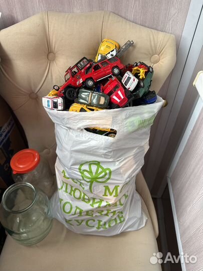 Машинки металлические