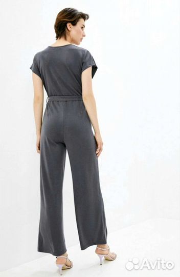 Комбинезон женский