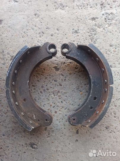 Тормозные колодки маз