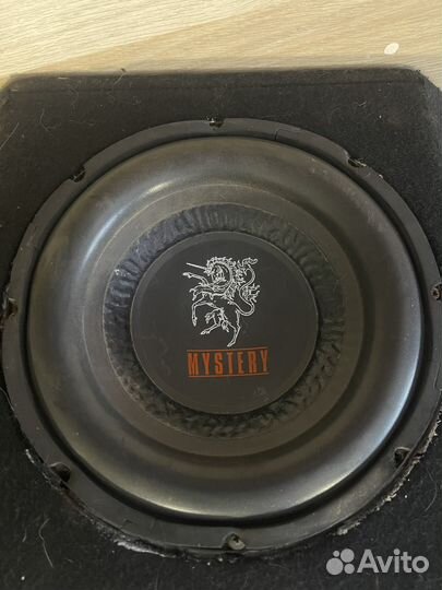 Сабвуфер Активный