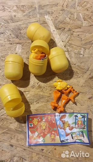 Игрушка в яйце Kinder Surprise Robot 8500 шт