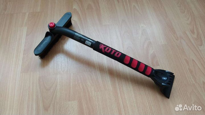 Всесезонная автощетка 