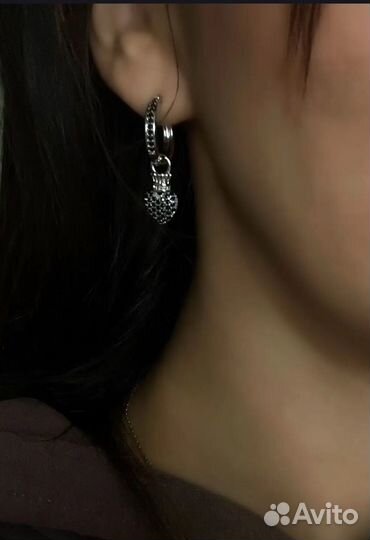 Стильные ассиметричные серьги