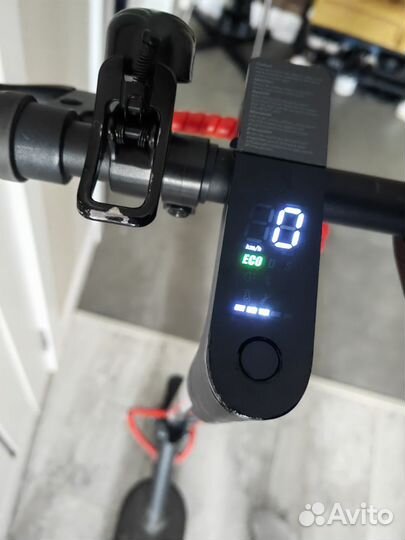 Электро самокат Xiaomi Mi Electric Scooter 365 pro